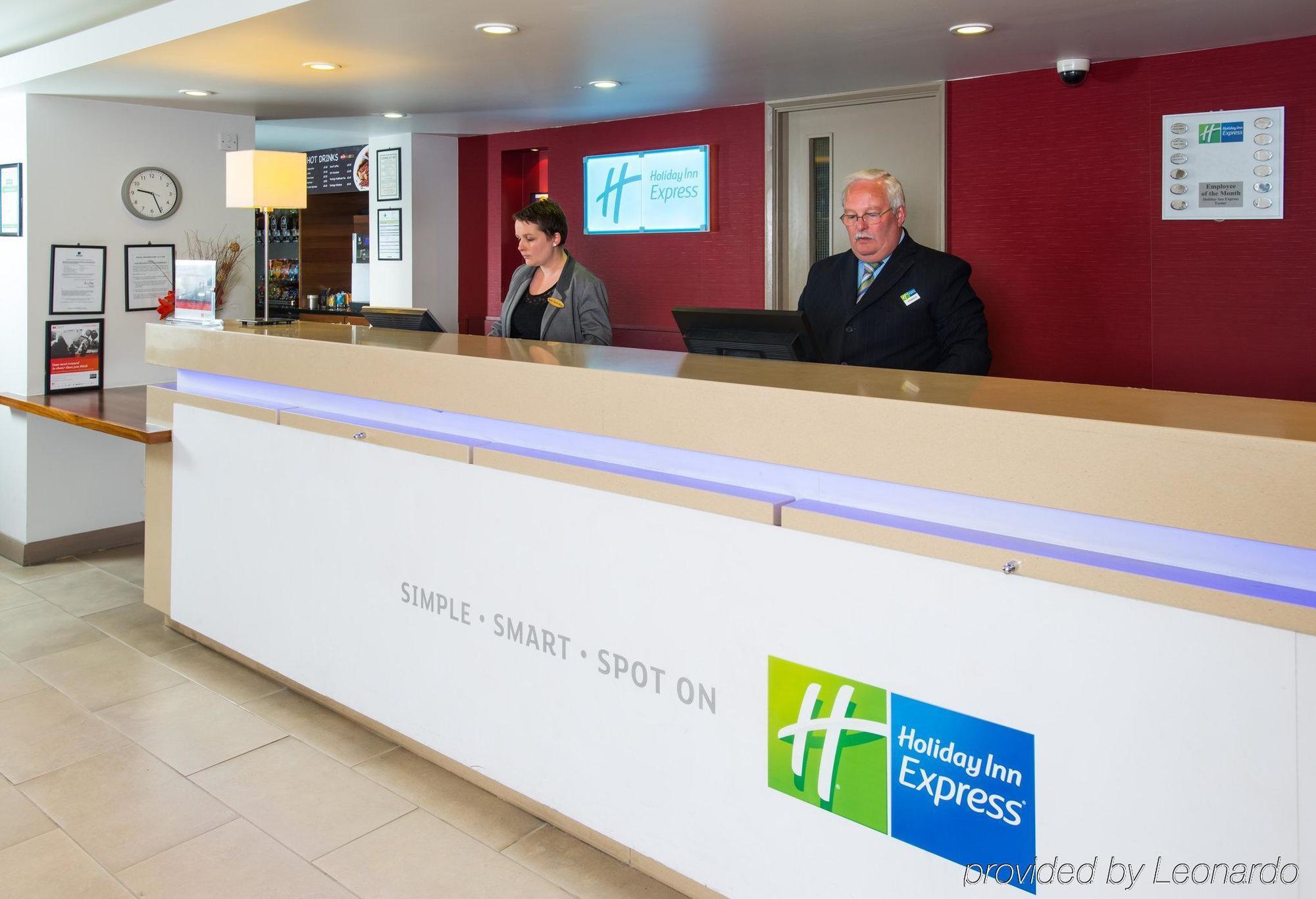 Holiday Inn Express Exeter East By Ihg Exterior foto